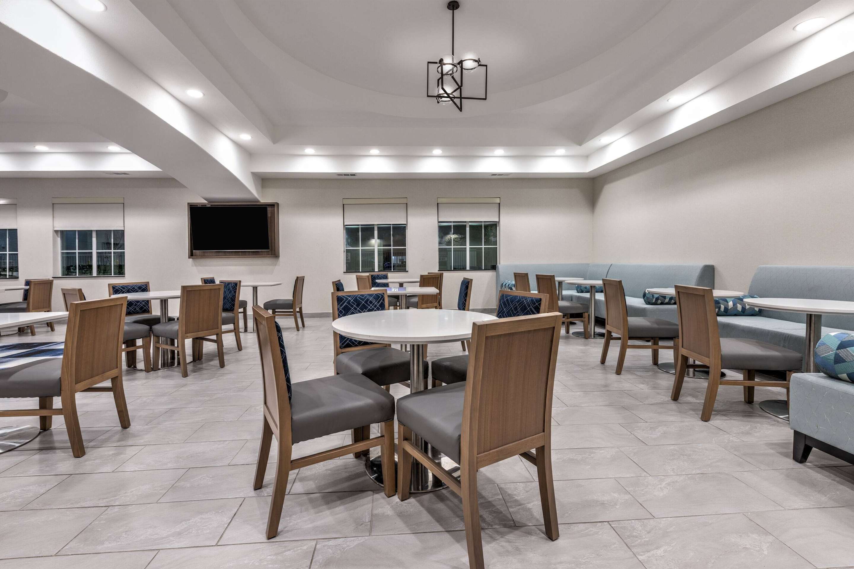 Property amenity | La Quinta Inn & Suites by Wyndham Allen at The Village