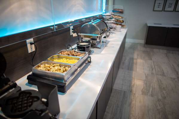  - La Quinta Inn & Suites Normandy Houston - I-10, Exit 778 & 778B