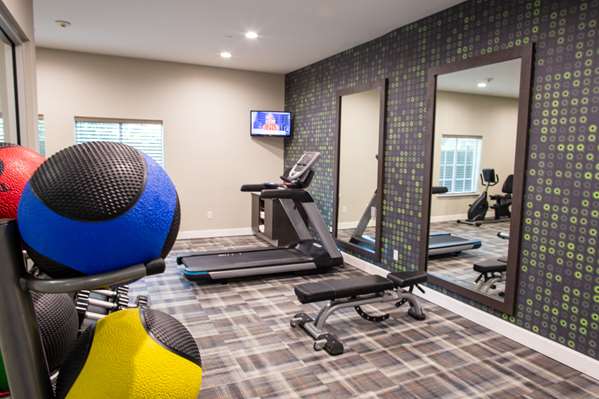Fitness/ Exercise Room - La Quinta Inn & Suites Normandy Houston - I-10, Exit 778 & 778B