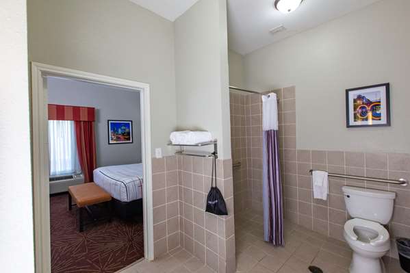 Suite - La Quinta Inn & Suites Normandy Houston - I-10, Exit 778 & 778B