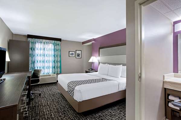 Suite - La Quinta Inn Radford