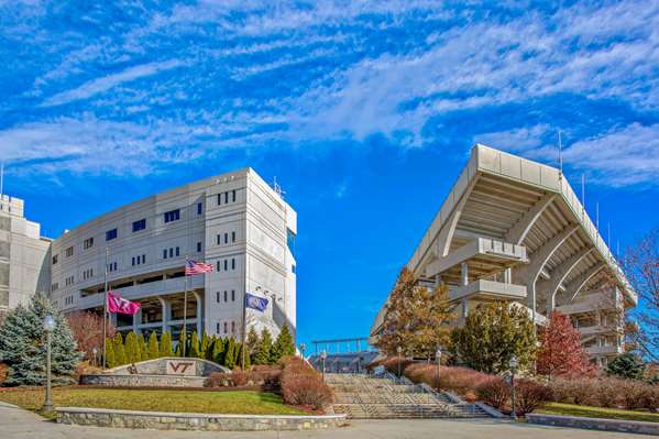  - La Quinta Inn Radford