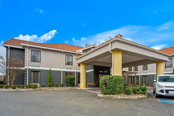 Exterior view - La Quinta Inn Radford