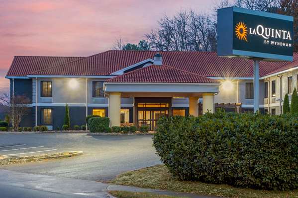 Exterior view - La Quinta Inn Radford