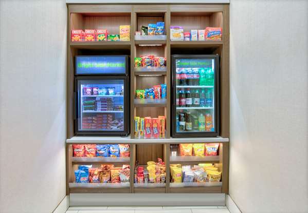  - La Quinta Inn Palestine