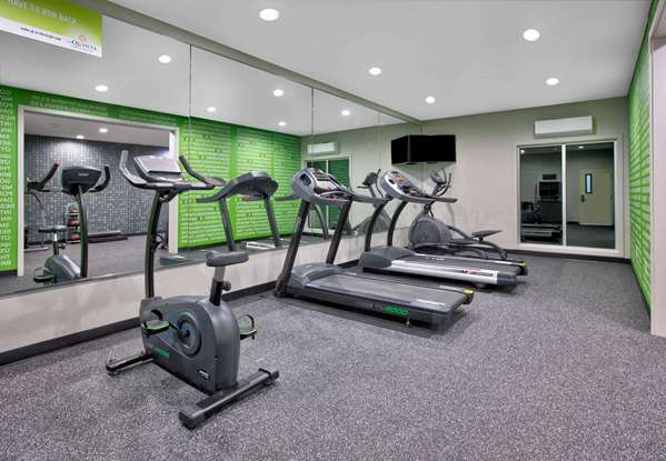 Fitness/ Exercise Room - La Quinta Inn Palestine