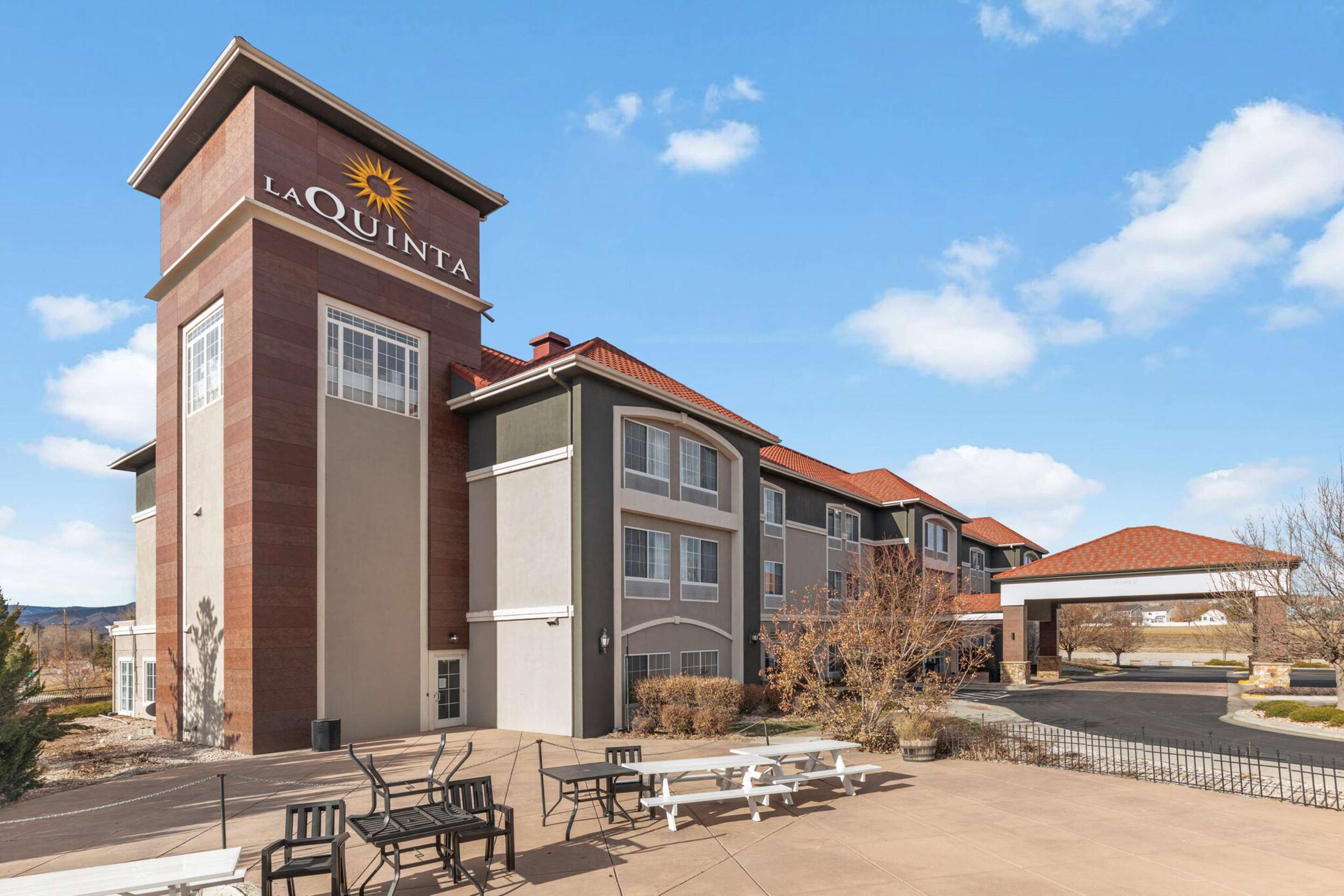 Exterior | La Quinta Inn & Suites by Wyndham Loveland