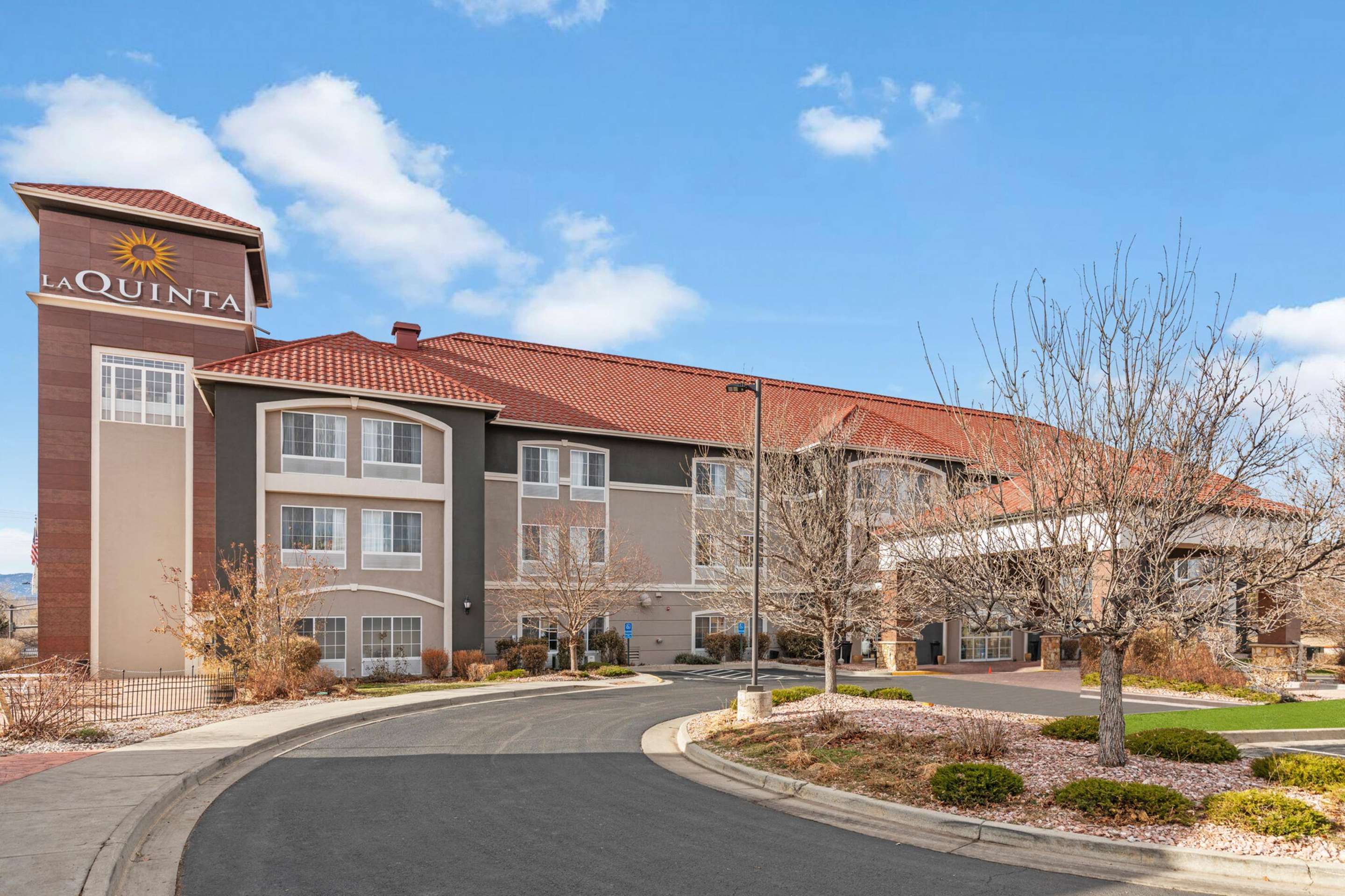 Exterior | La Quinta Inn & Suites by Wyndham Loveland