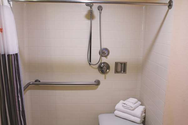  - La Quinta Inn Medical Center San Antonio - I-10, Exit 562