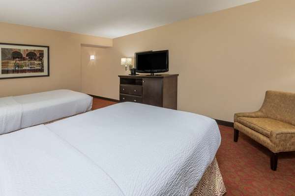  - La Quinta Inn Medical Center San Antonio - I-10, Exit 562