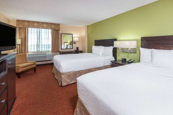  - La Quinta Inn Medical Center San Antonio - I-10, Exit 562