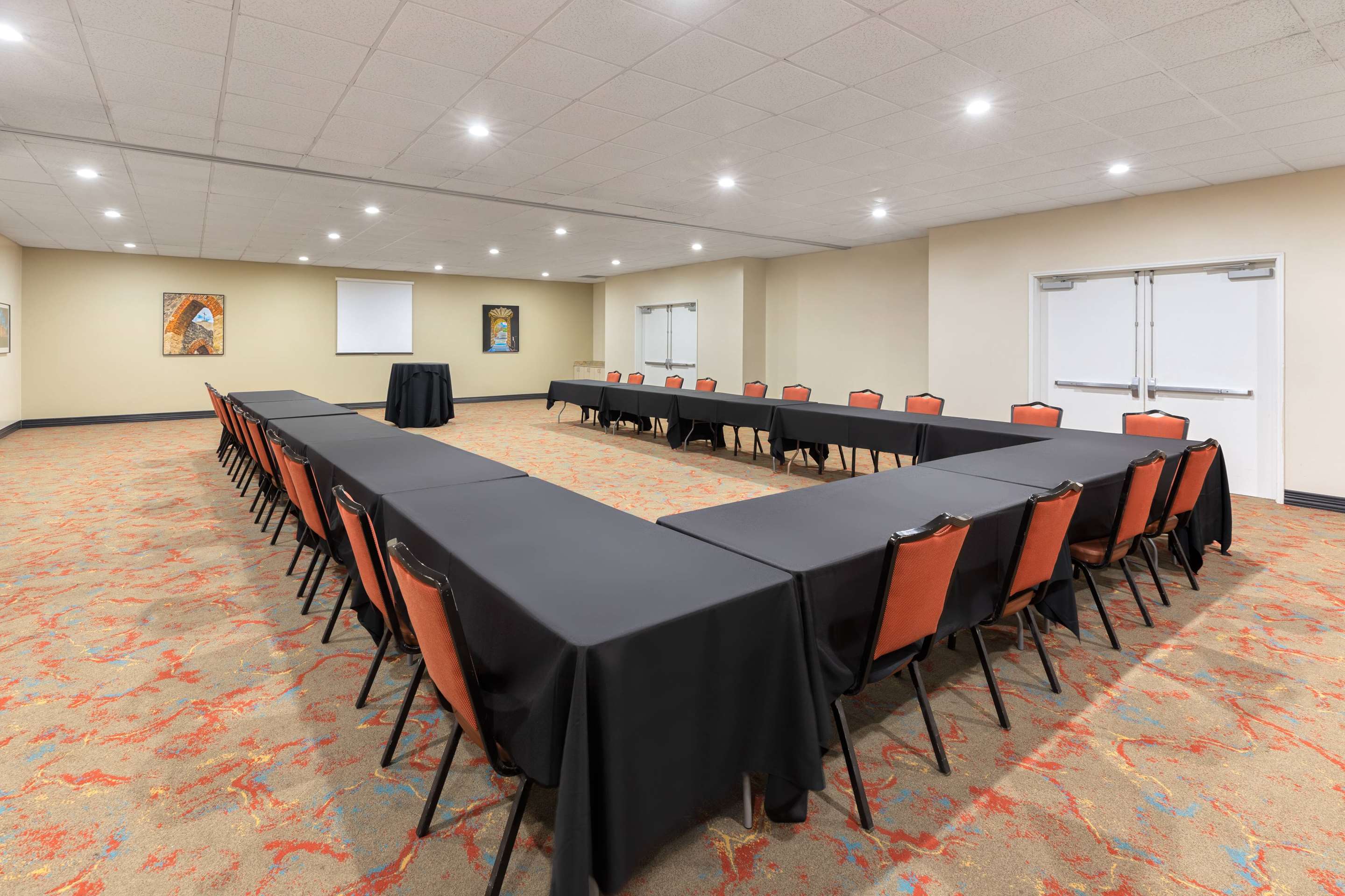 Meeting Room | La Quinta Inn & Suites by Wyndham San Antonio Medical Ctr NW