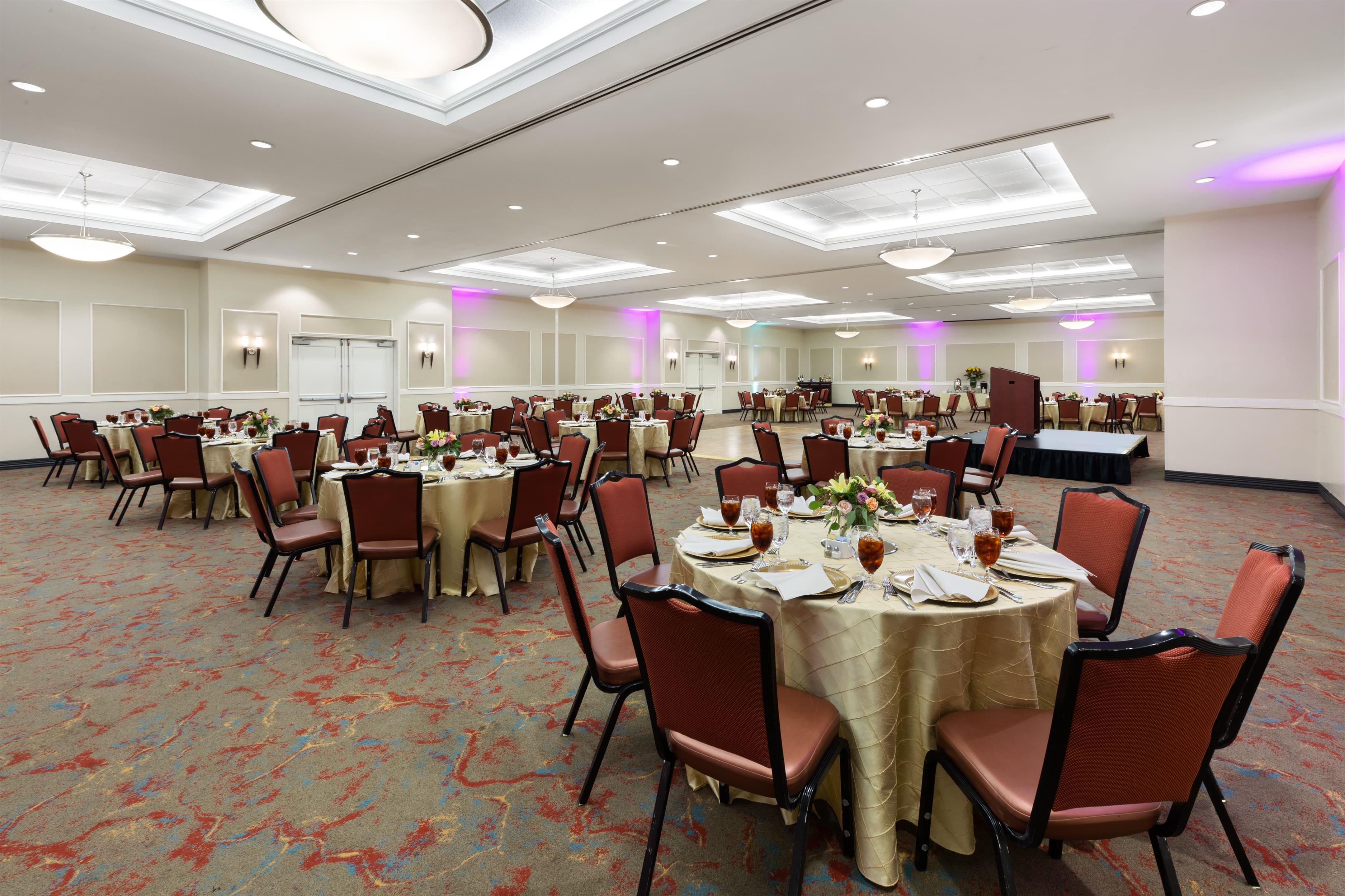 Meeting Room | La Quinta Inn & Suites by Wyndham San Antonio Medical Ctr NW