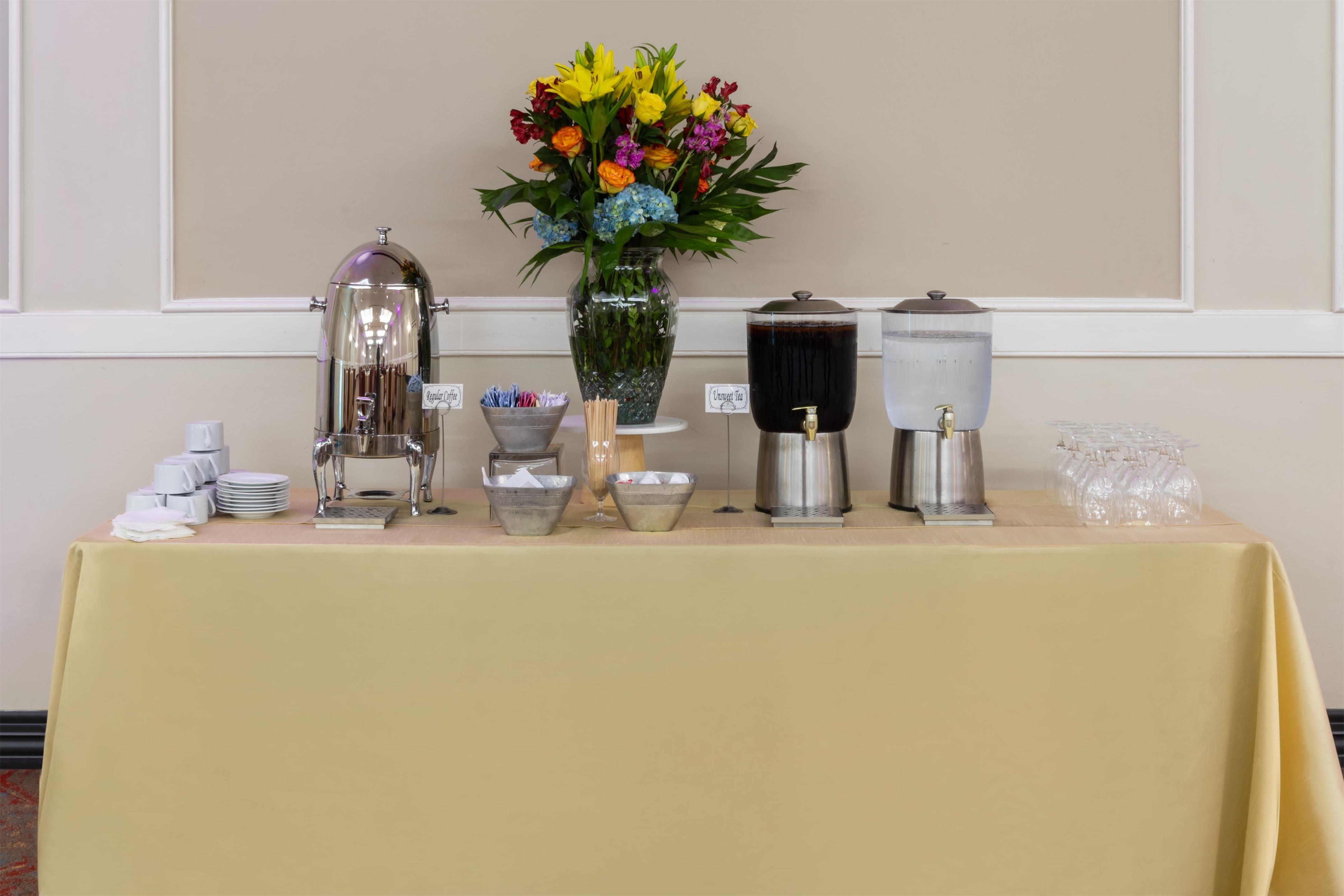 Meeting Room | La Quinta Inn & Suites by Wyndham San Antonio Medical Ctr NW