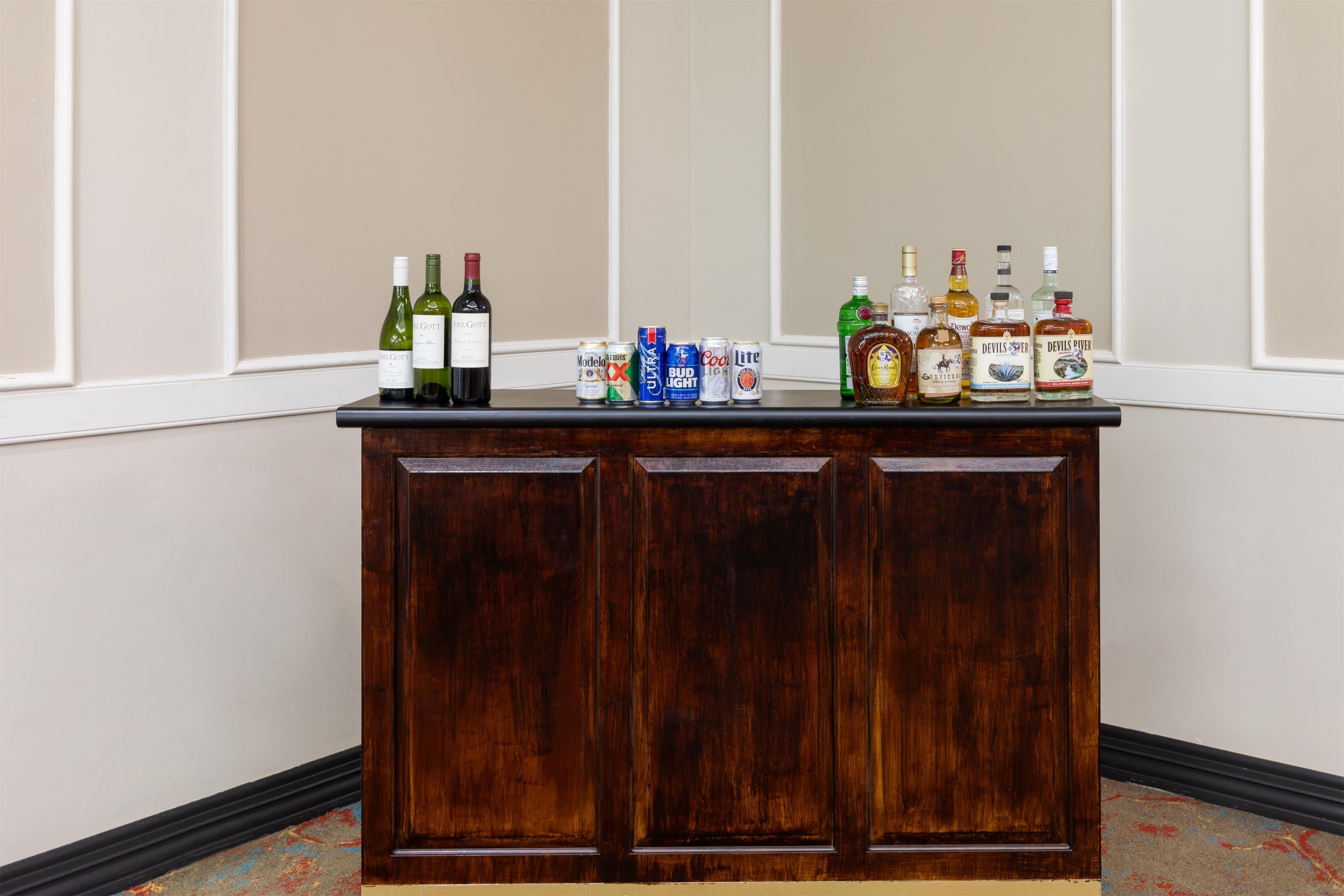Meeting Room | La Quinta Inn & Suites by Wyndham San Antonio Medical Ctr NW