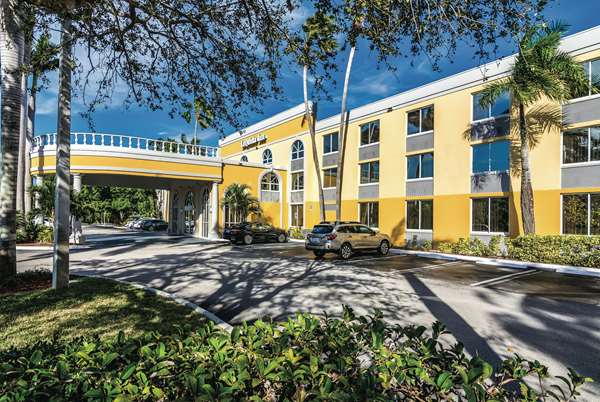 Exterior view - La Quinta Inn & Suites Jupiter
