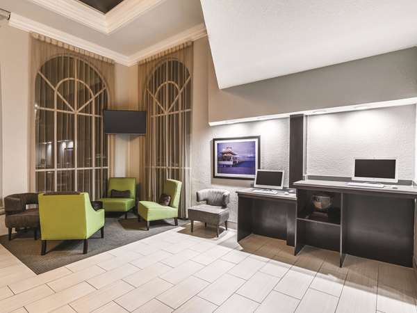 Conference Area - La Quinta Inn & Suites Jupiter