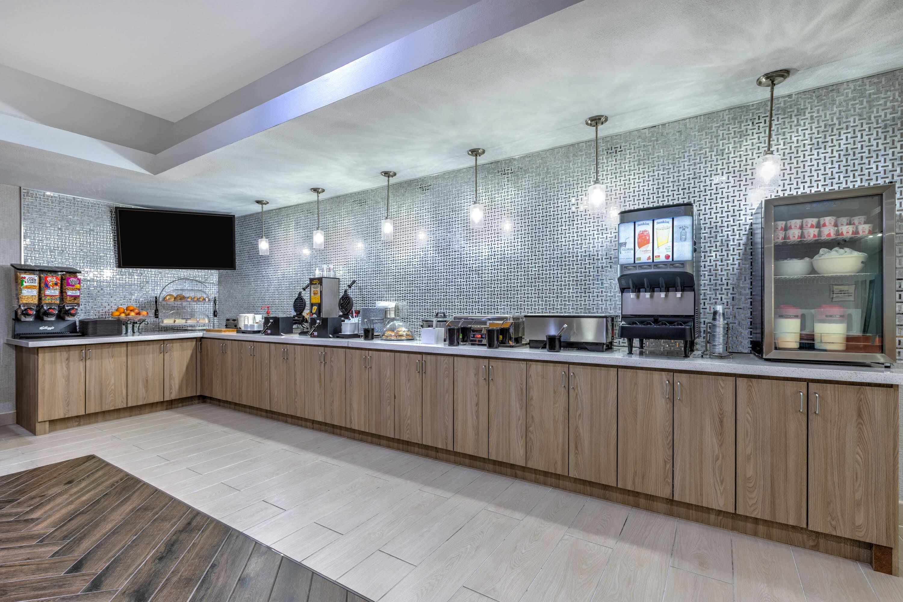 Property amenity | La Quinta Inn & Suites by Wyndham Paris