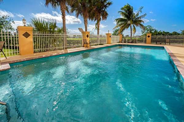 Pool - La Quinta Inn Fort Pierce - I-95, Exit 129