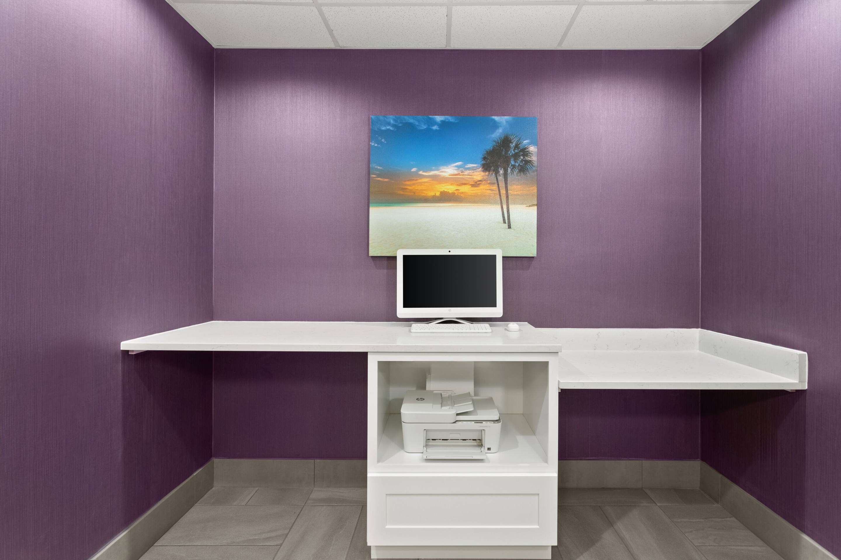 Business Center | La Quinta Inn & Suites by Wyndham Ft. Pierce