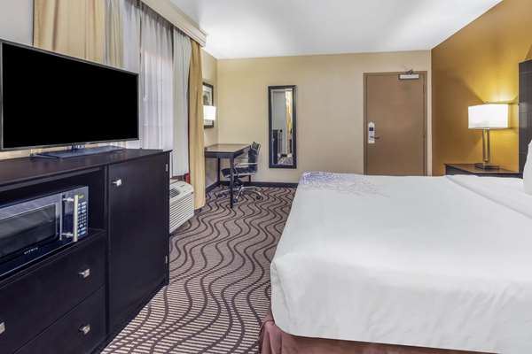  - La Quinta Inn Carlsbad - I-5, Exit 45