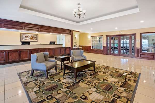  - La Quinta Inn & Suites Magnolia