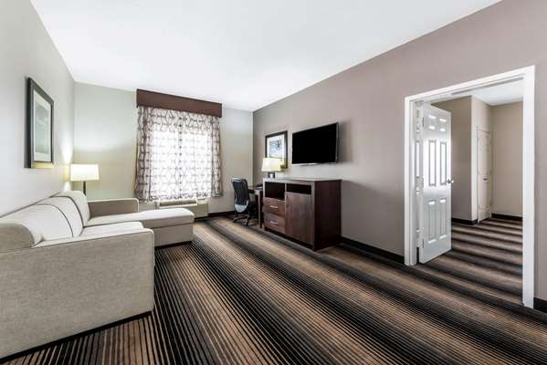 Suite - La Quinta Inn & Suites Orange - I-10, Exit 873