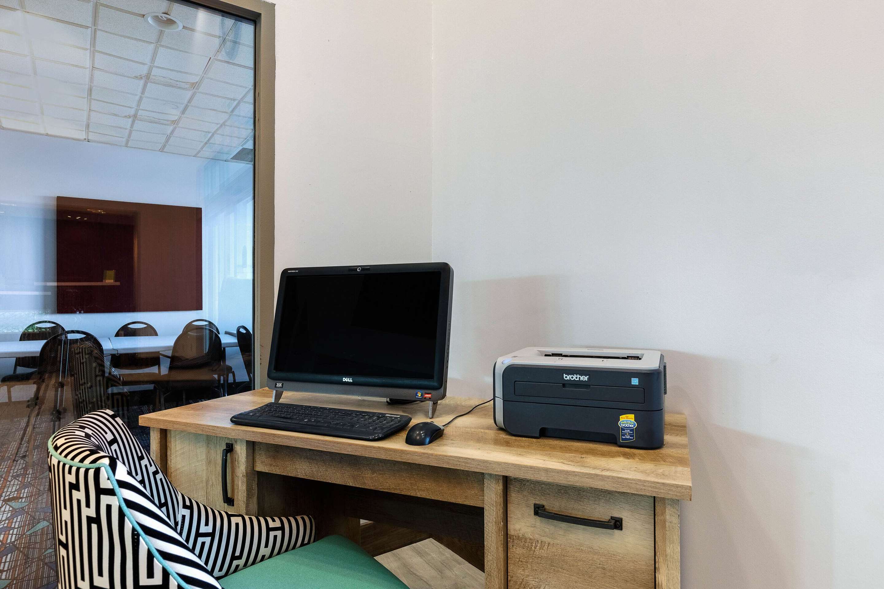 Property amenity | La Quinta Inn & Suites by Wyndham Omaha Airport Downtown