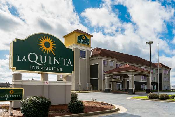 Exterior view - La Quinta Inn & Suites Canton