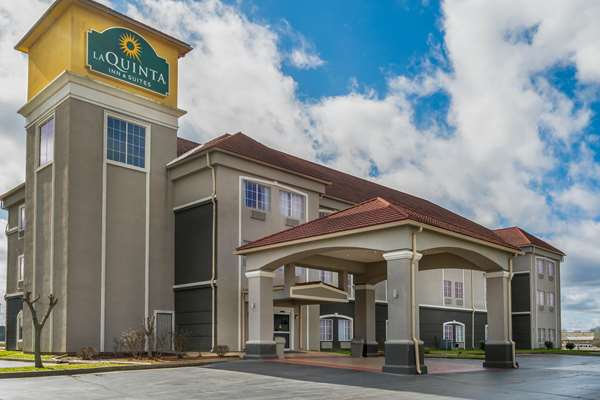 Exterior view - La Quinta Inn & Suites Canton