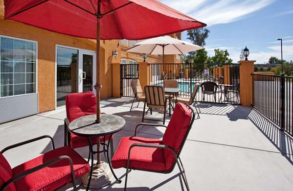 Exterior view - La Quinta Inn & Suites Fowler - CA 99, Exit 123