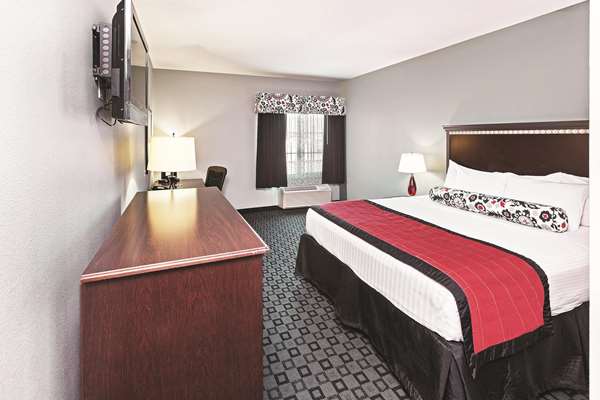  - La Quinta Inn & Suites Decatur