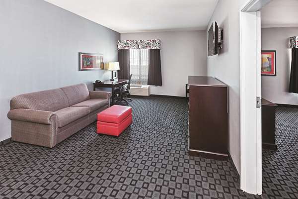 Suite - La Quinta Inn & Suites Decatur