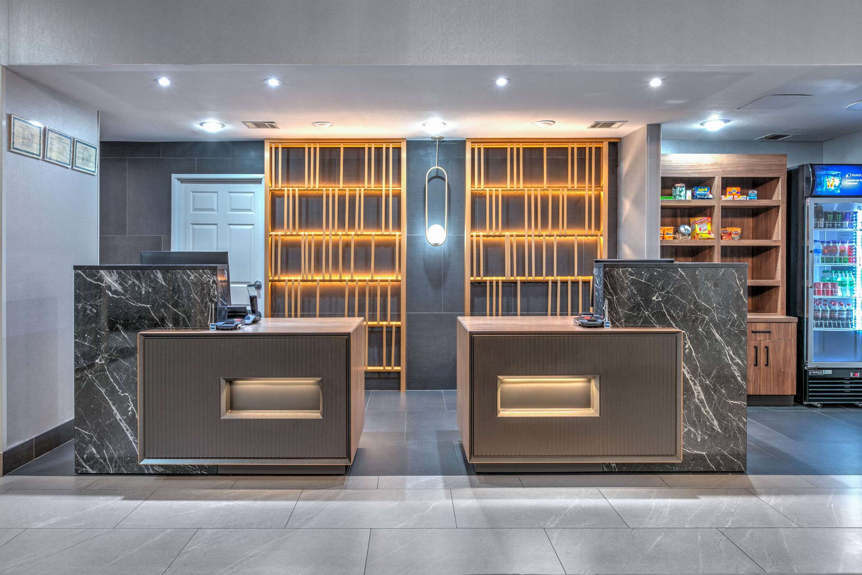 Reception | La Quinta Inn & Suites by Wyndham Decatur