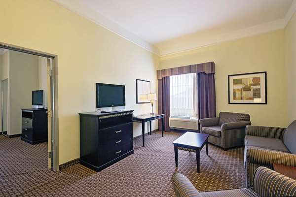 Suite - La Quinta Inn & Suites Cleburne