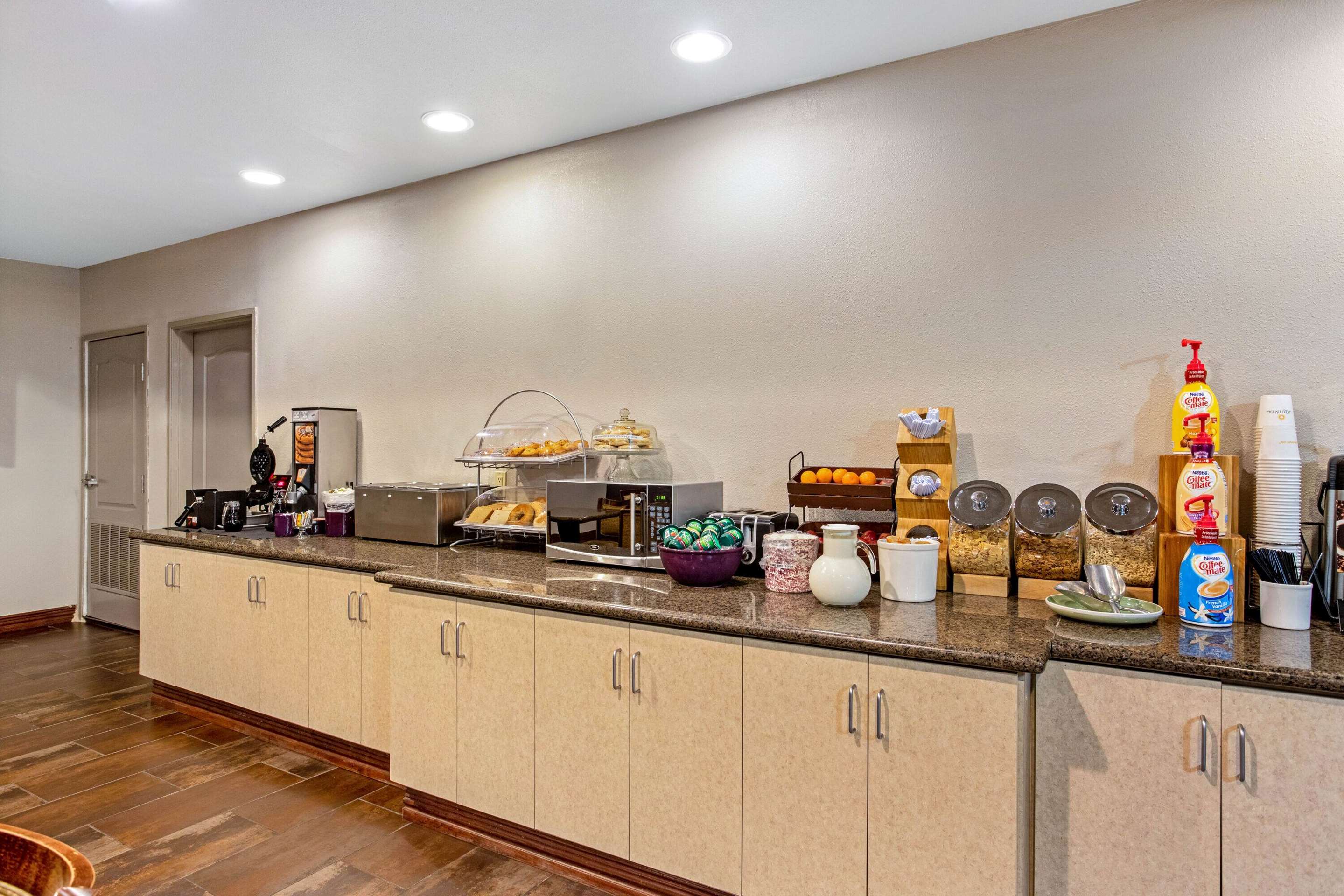 Property amenity | La Quinta by Wyndham Cleburne