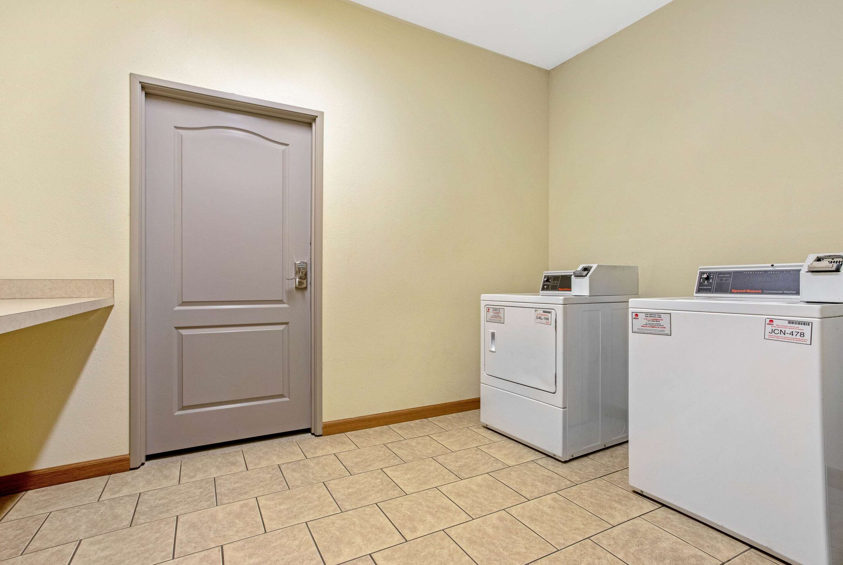 Laundry | La Quinta by Wyndham Cleburne