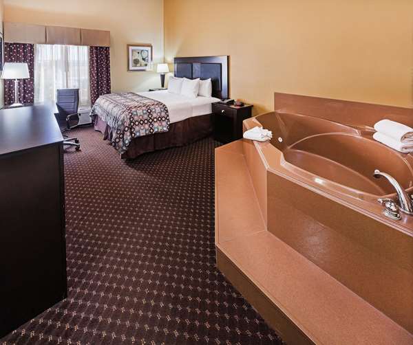 Suite - La Quinta Inn & Suites Alvin