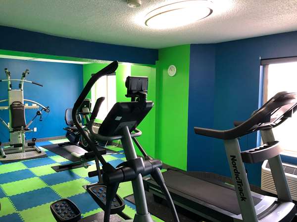 Fitness/ Exercise Room - La Quinta Inn & Suites Brooklyn Park - I-94 & I-694, Exit 30