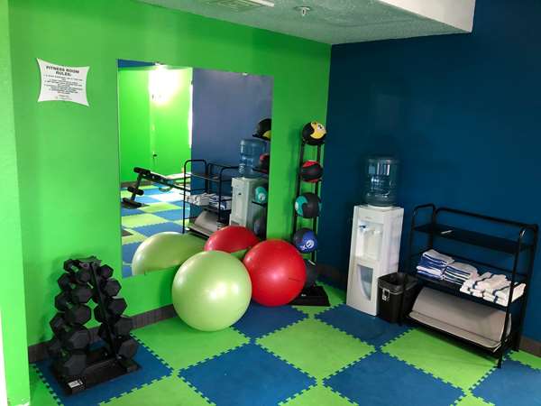Fitness/ Exercise Room - La Quinta Inn & Suites Brooklyn Park - I-94 & I-694, Exit 30