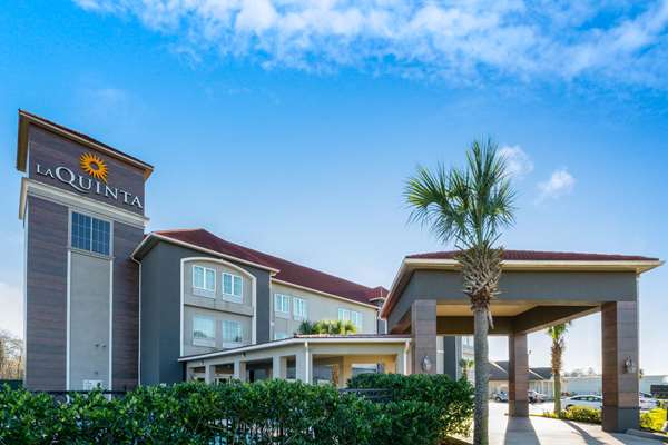 Exterior view - La Quinta Inn & Suites Boutte