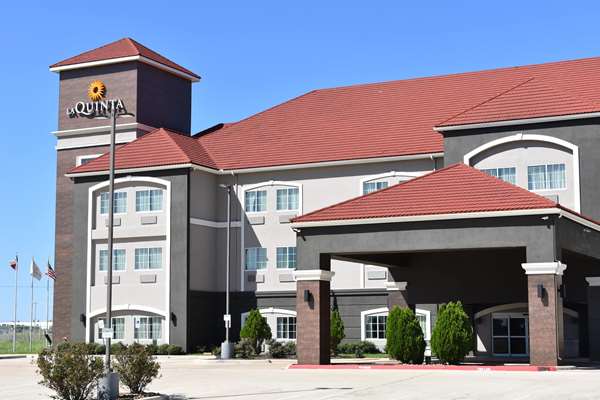 Exterior view - La Quinta Inn & Suites Kyle