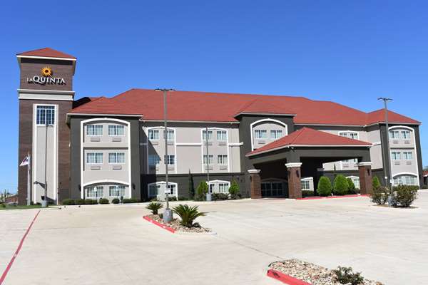 Exterior view - La Quinta Inn & Suites Kyle