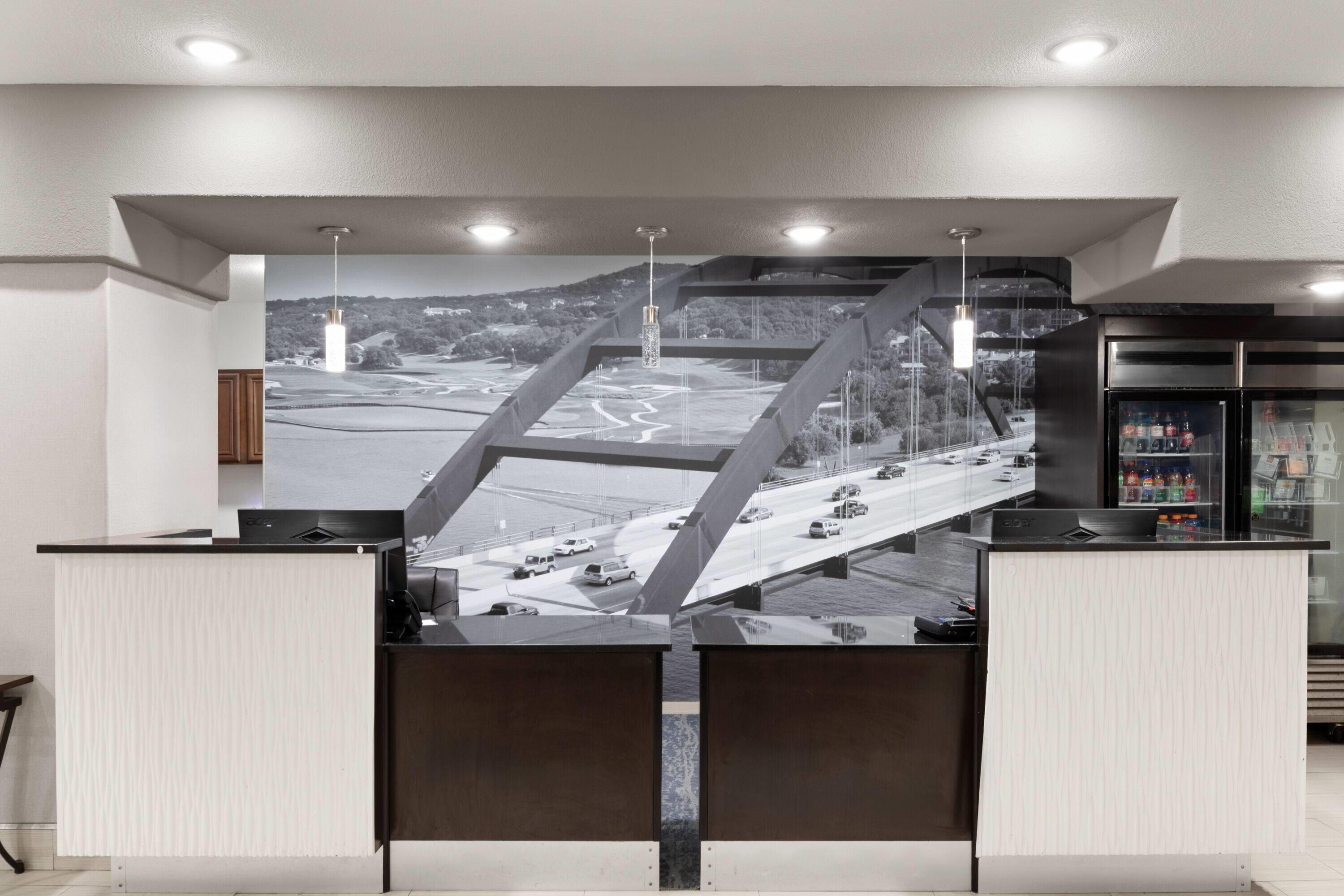 Reception | La Quinta Inn & Suites by Wyndham Kyle - Austin South