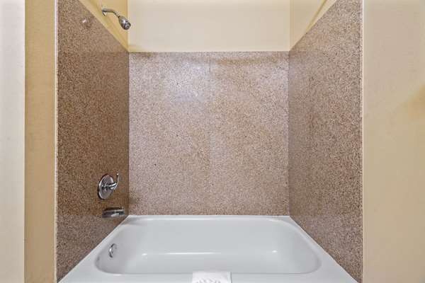  - La Quinta Inn & Suites Morgan City