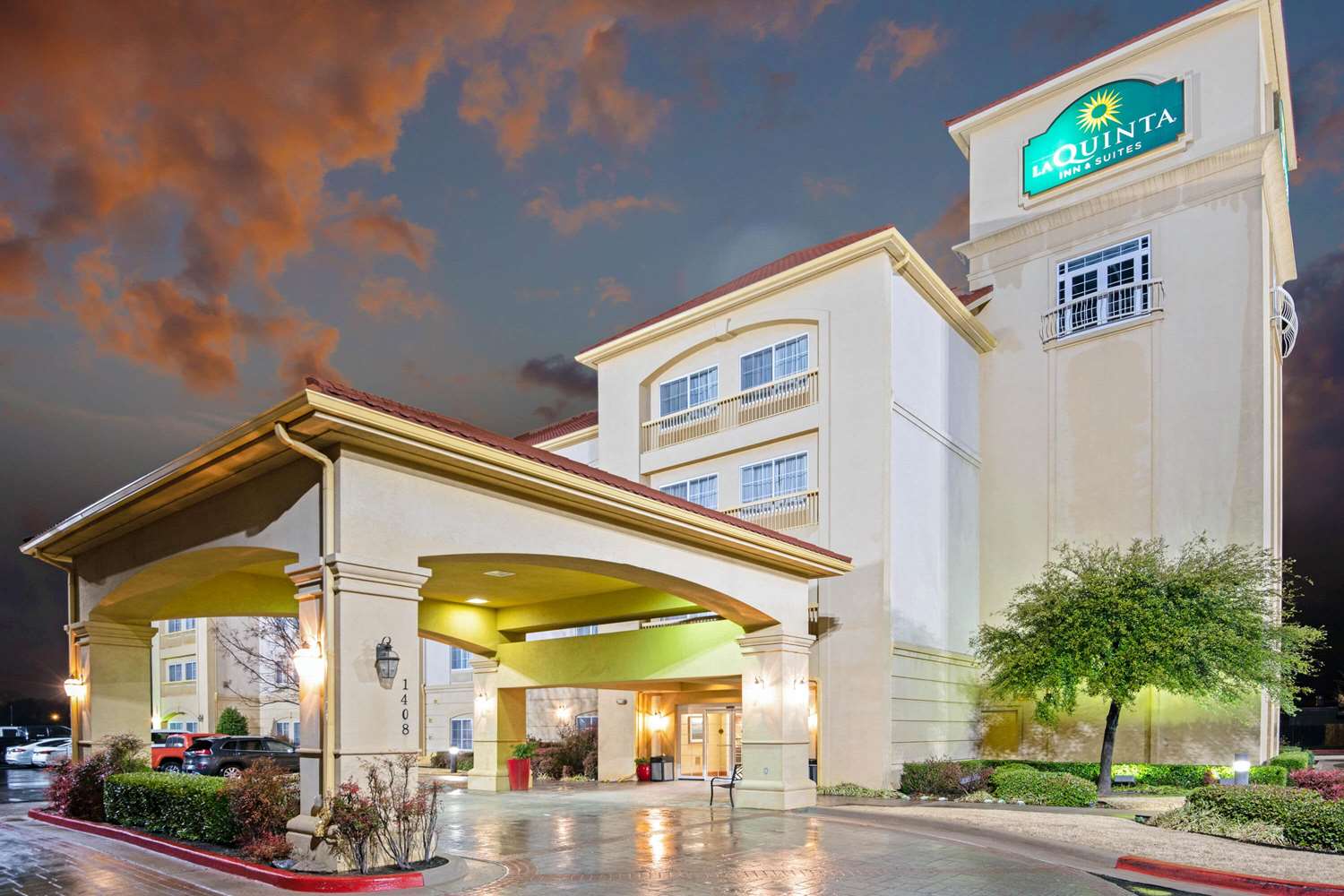 La Quinta Inn & Suites Lawton, OK See Discounts