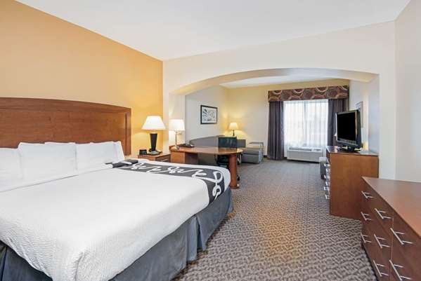 Suite - La Quinta Inn & Suites Lawton