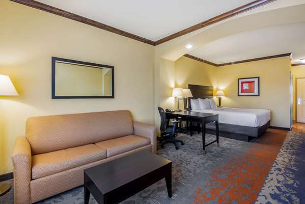 Suite - La Quinta Inn & Suites Eastland - I-20, Exit 343