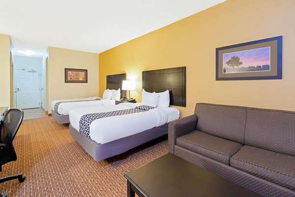  - La Quinta Inn & Suites Stillwater
