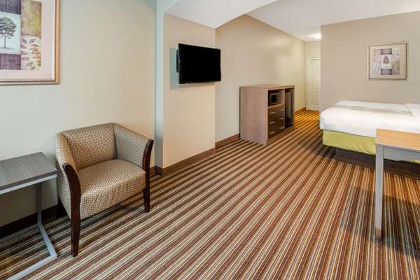 - La Quinta Inn & Suites Broussard
